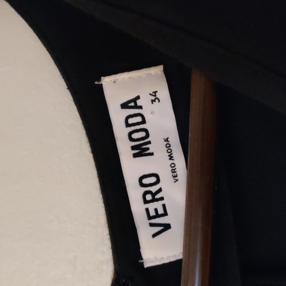 Vero Moda Black Sleeveless Bodycon Dress Size Small - Picture 4 of 4